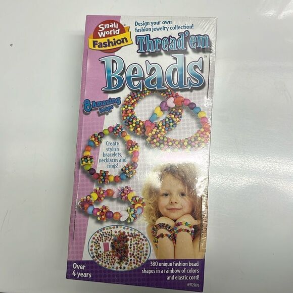Small World Fashion Thread’em Beads 8 Designs to Make Bracelets - Picture 1 of 11